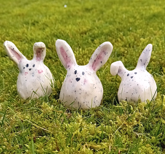 Ceramic bunny figures