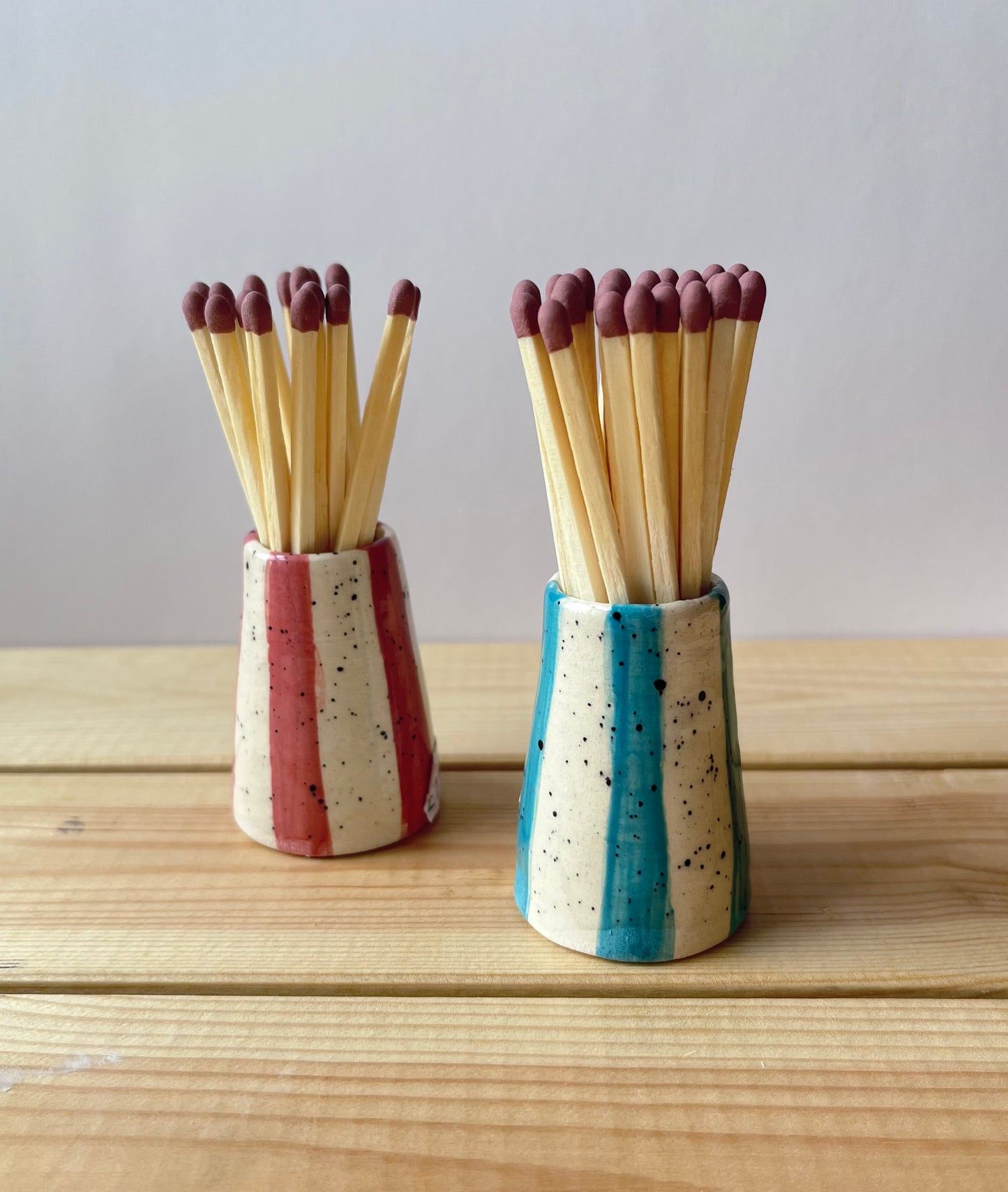 Striped matchpots