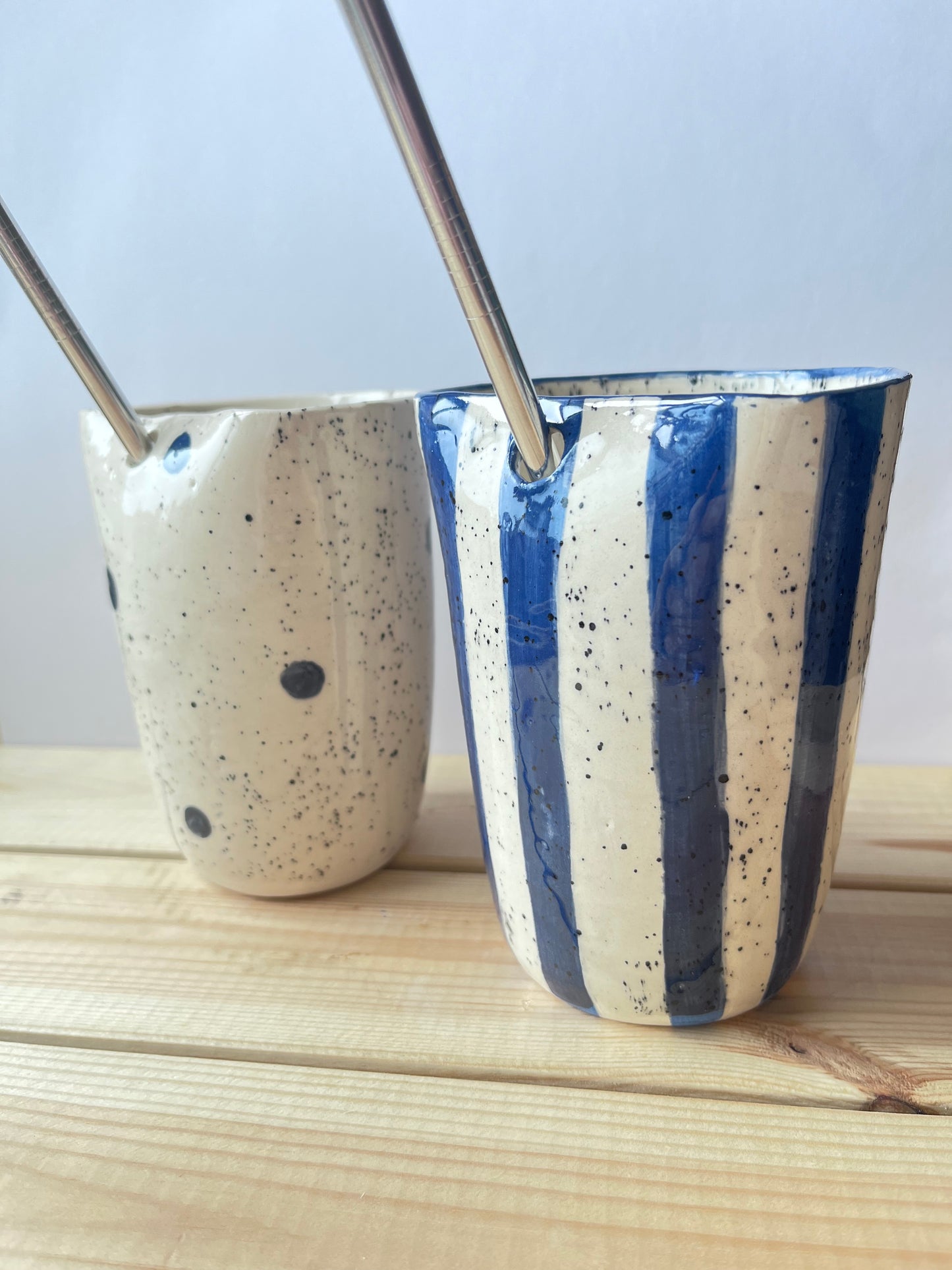 Ceramic tumblers with straw
