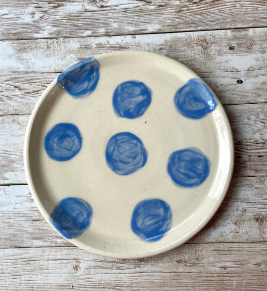 Medium light blue spotty plate